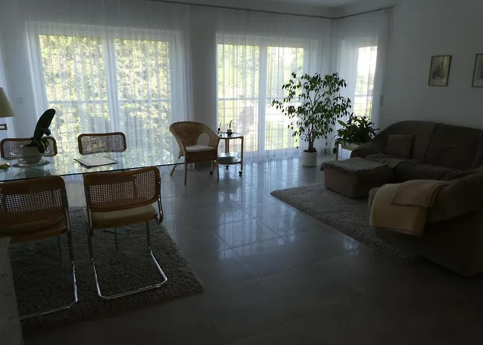 großzügige,zetrumsnahe Wohnung